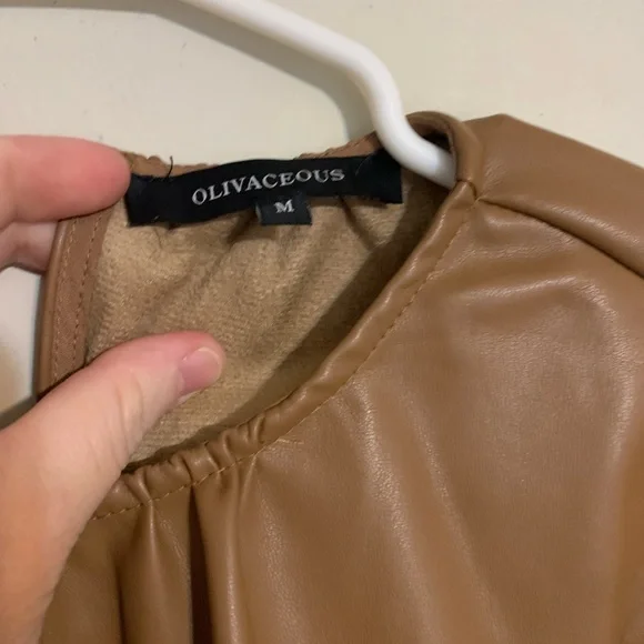 Top - Picture 3 of 3